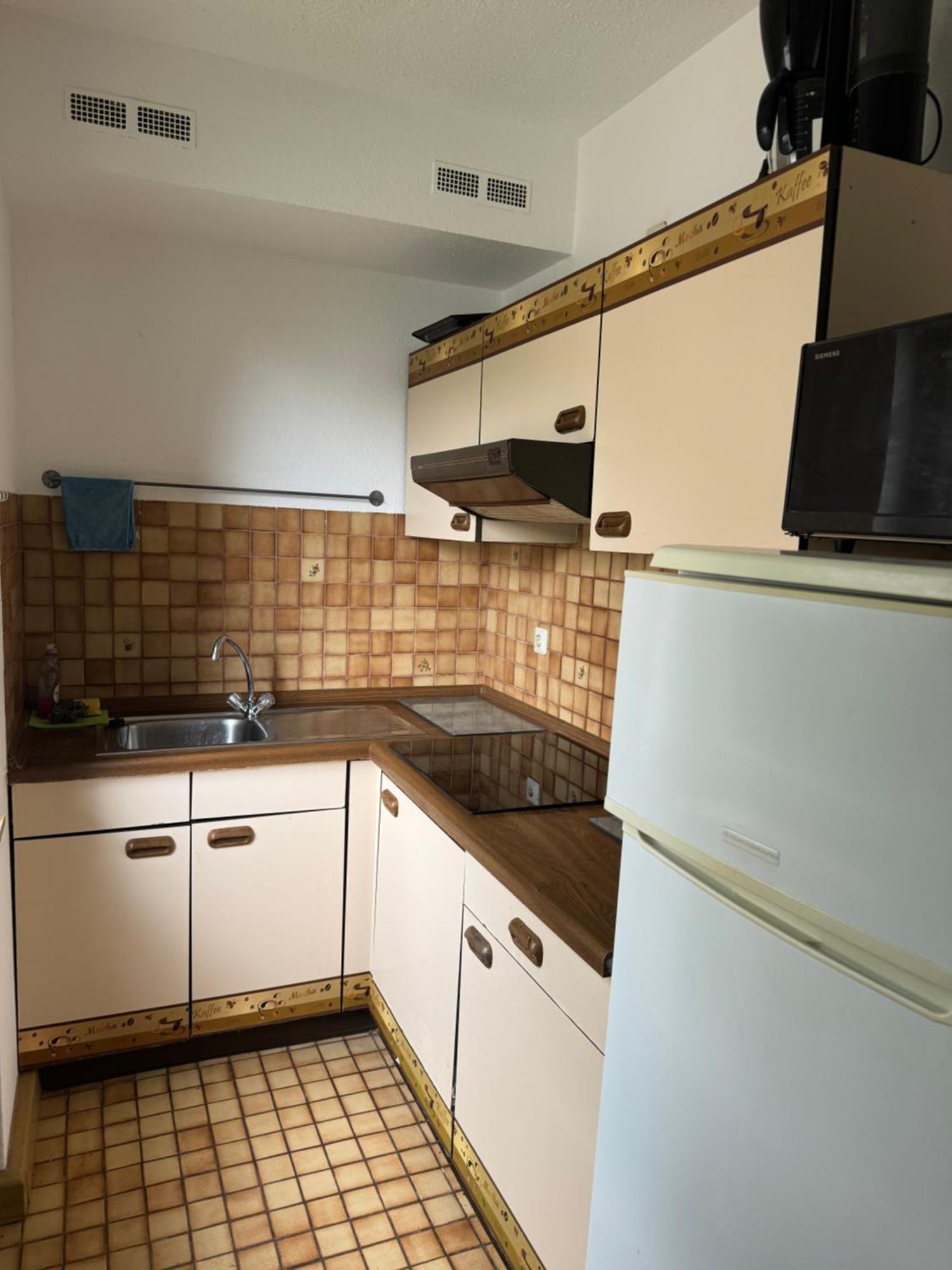 Appartement Zweizimmerwohnung Mit Gutem Verbindung